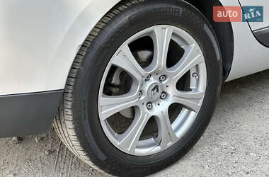 Универсал Renault Megane 2011 в 