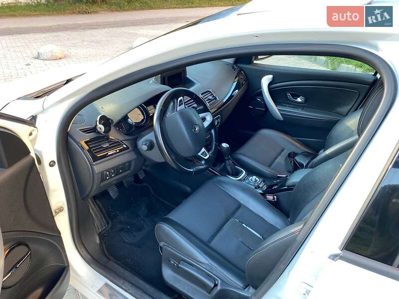 Універсал Renault Megane 2011 в Хмельницькому фото 13 Універсал Renault Megane 2011 в Хмельницькому