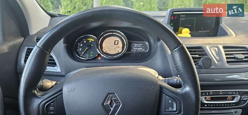 Универсал Renault Megane 2016 в Харькове фото 52 Универсал Renault Megane 2016 в Харькове