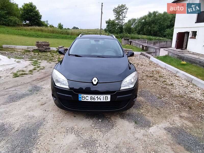 Универсал Renault Megane 2009 в Городке