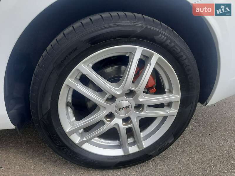 Седан Renault Megane 2018 в Киеве фото 9 Седан Renault Megane 2018 в Киеве