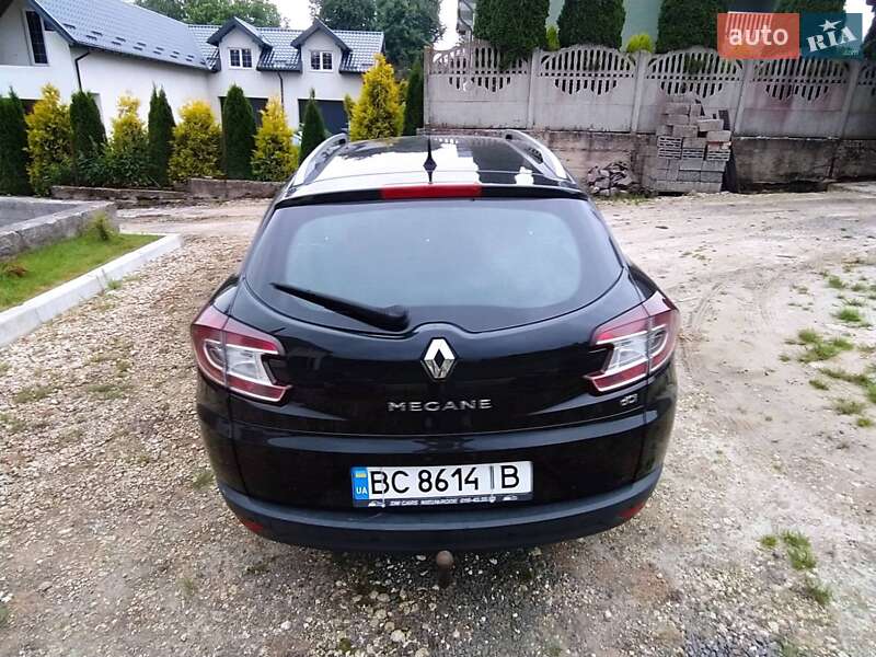 Универсал Renault Megane 2009 в Городке