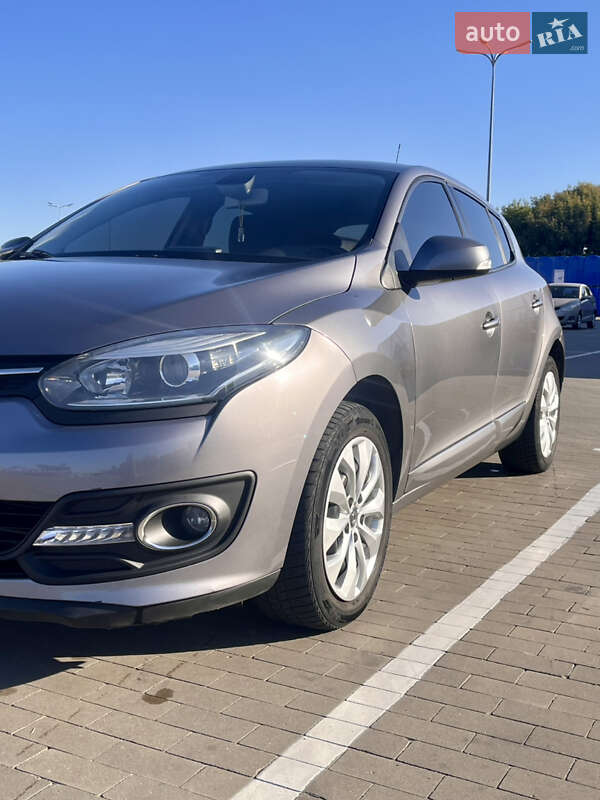 Хэтчбек Renault Megane 2013 в Киеве