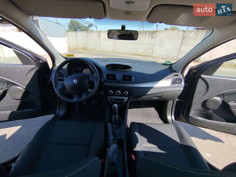 Хэтчбек Renault Megane 2012 в Березане фото 15 Хэтчбек Renault Megane 2012 в Березане