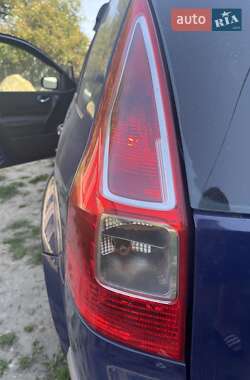 Универсал Renault Megane 2006 в  фото 40 Универсал Renault Megane 2006 в