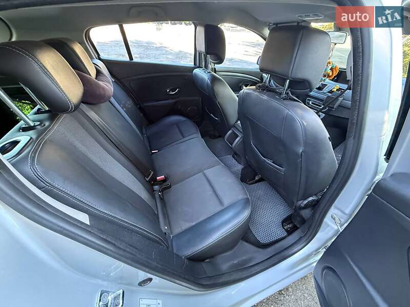 Хэтчбек Renault Megane 2015 в Тетиеве фото 8 Хэтчбек Renault Megane 2015 в Тетиеве