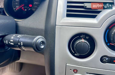 Универсал Renault Megane 2006 в 