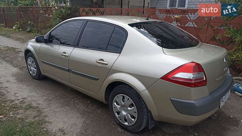 Седан Renault Megane 2006 в Днепре