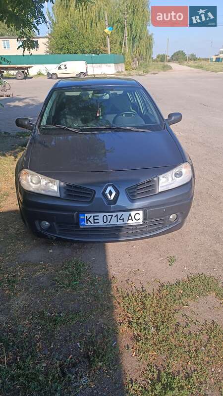 Седан Renault Megane 2006 в Днепре