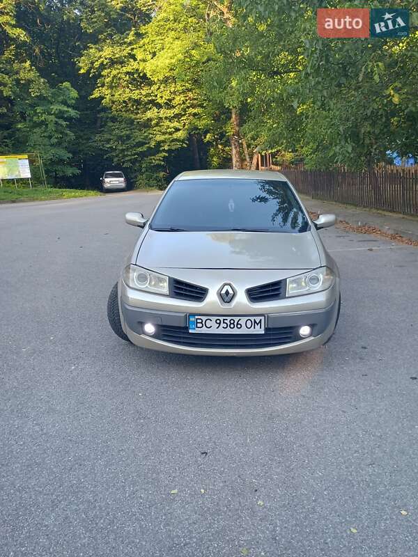 Седан Renault Megane 2006 в 