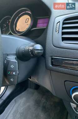 Универсал Renault Megane 2011 в 