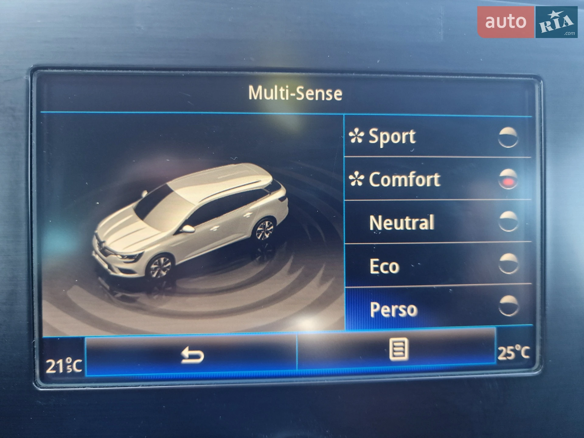 2017 Renault Megane - мініатюра 39