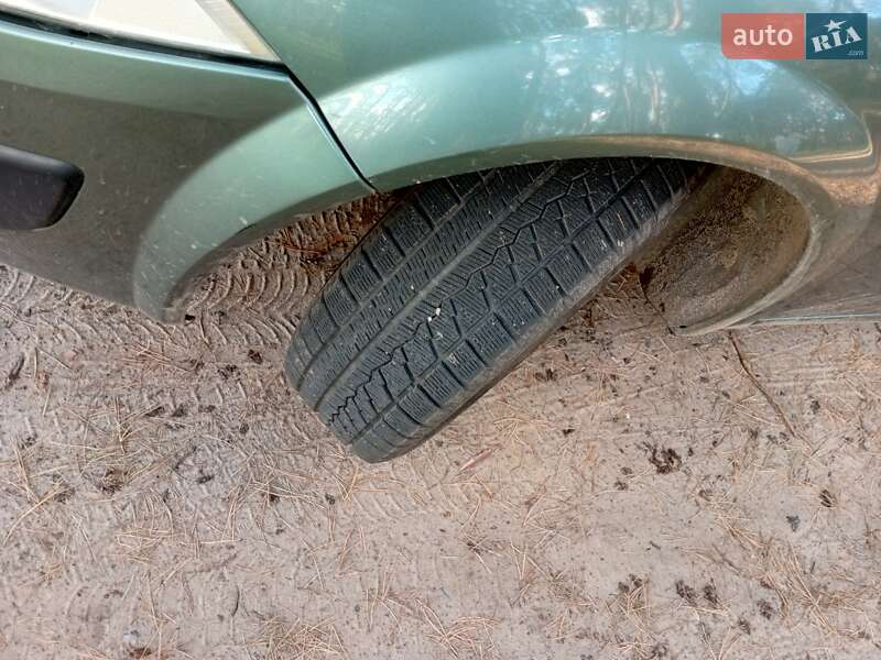 Седан Renault Megane 2004 в Сумах