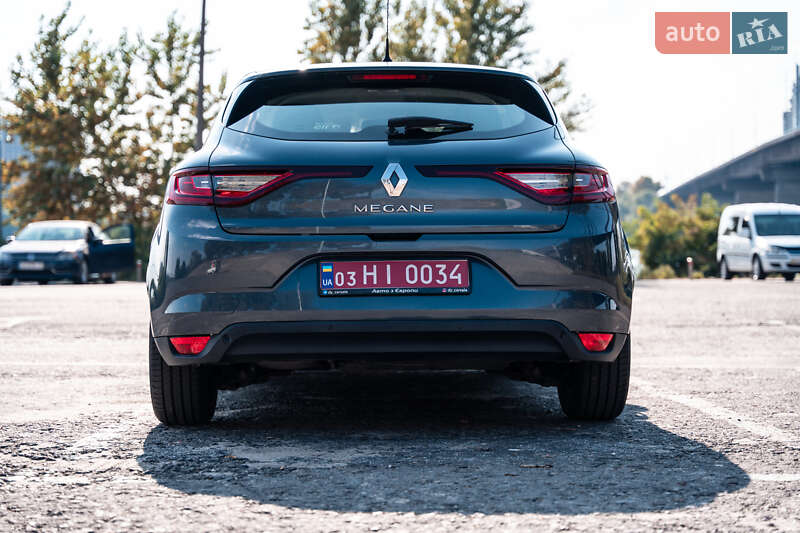 Хэтчбек Renault Megane 2017 в Киеве