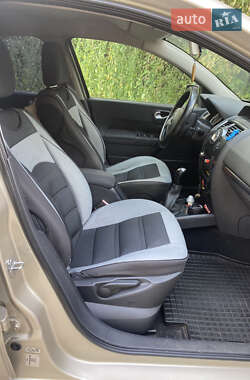 Седан Renault Megane 2007 в 