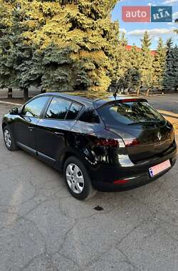 Хэтчбек Renault Megane 2009 в 