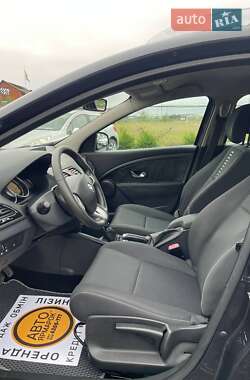 Универсал Renault Megane 2011 в 