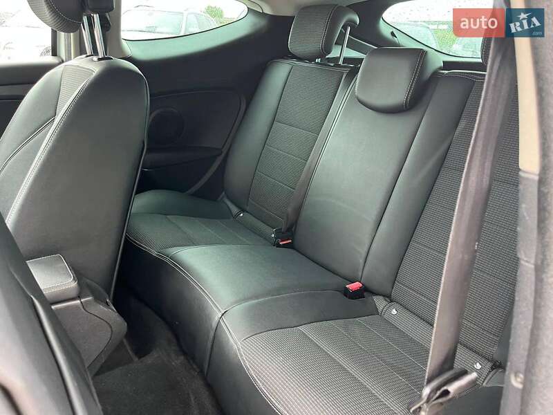 Купе Renault Megane 2015 в Львове