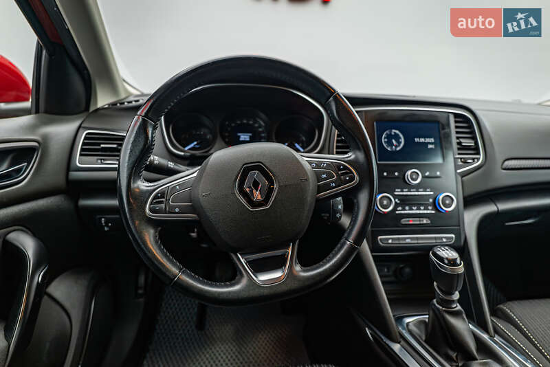 Хэтчбек Renault Megane 2017 в Киеве