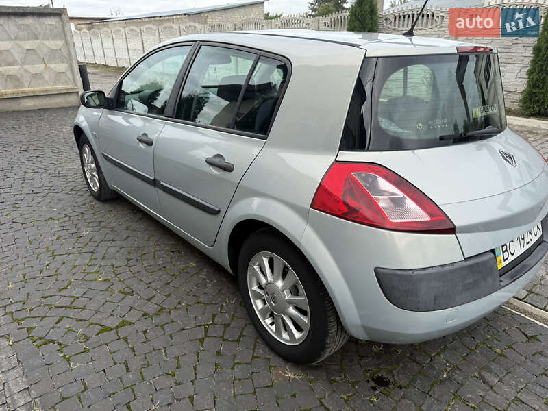 Хетчбек Renault Megane 2004 в Золочеві