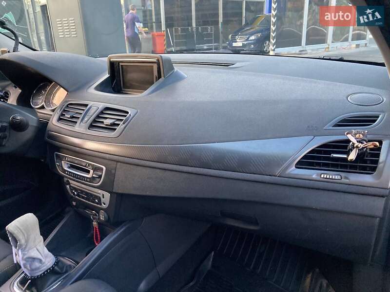 Хетчбек Renault Megane 2013 в Дніпрі фото 11 Хетчбек Renault Megane 2013 в Дніпрі