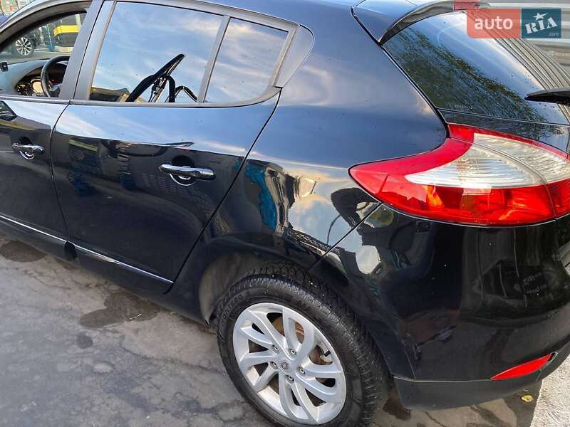 Хетчбек Renault Megane 2013 в Дніпрі фото 18 Хетчбек Renault Megane 2013 в Дніпрі