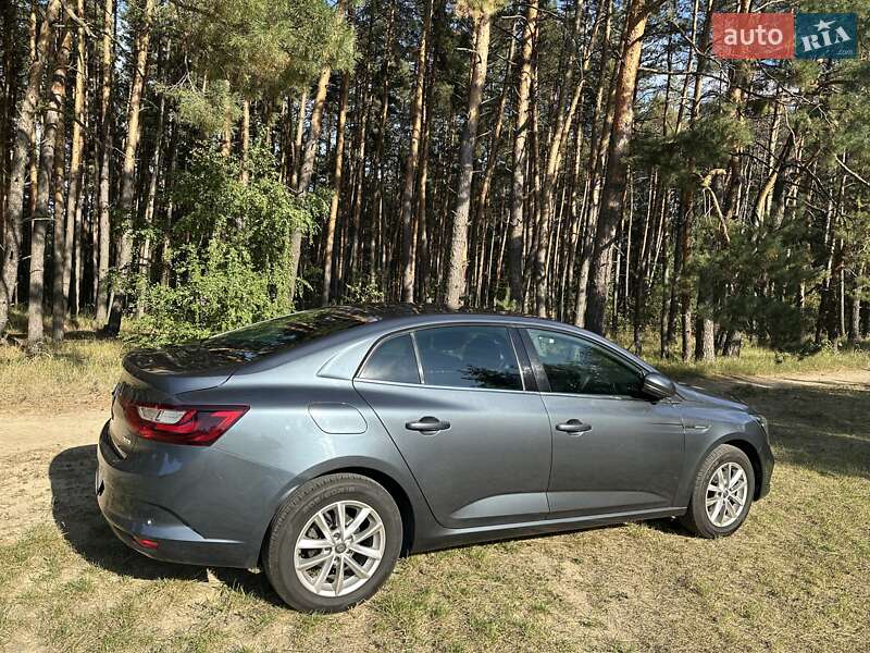 Седан Renault Megane 2017 в Обухові