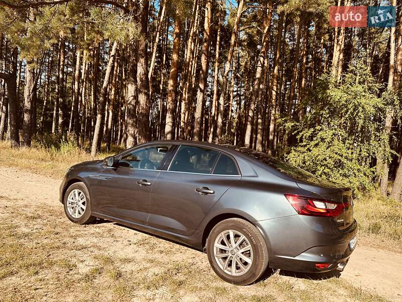 Седан Renault Megane 2017 в Обухові
