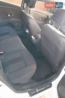 Универсал Renault Megane 2011 в 
