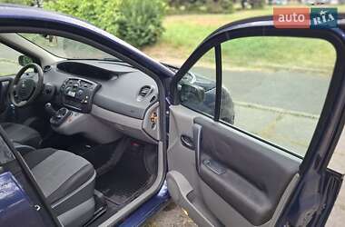 Минивэн Renault Megane 2004 в 