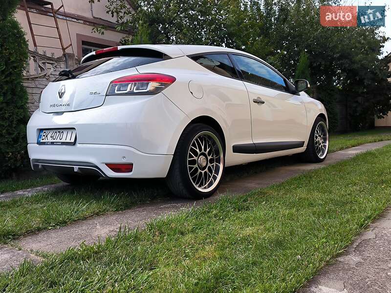 Renault Megane 2011 Renault Megane 2011