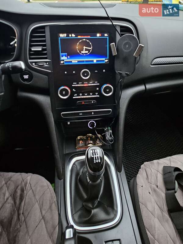 Хэтчбек Renault Megane 2017 в Звягеле