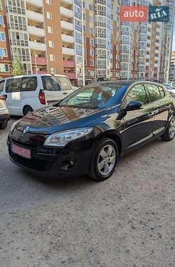 Хэтчбек Renault Megane 2009 в 