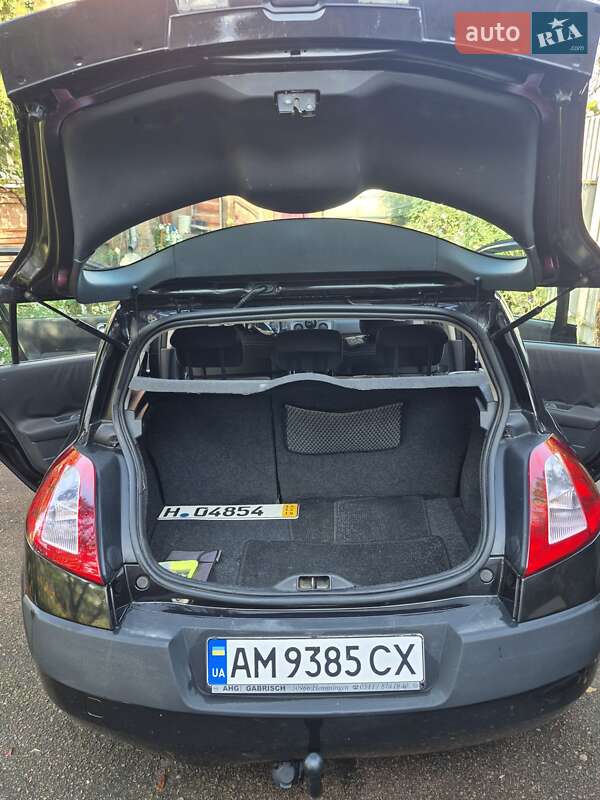 Хэтчбек Renault Megane 2006 в Бердичеве