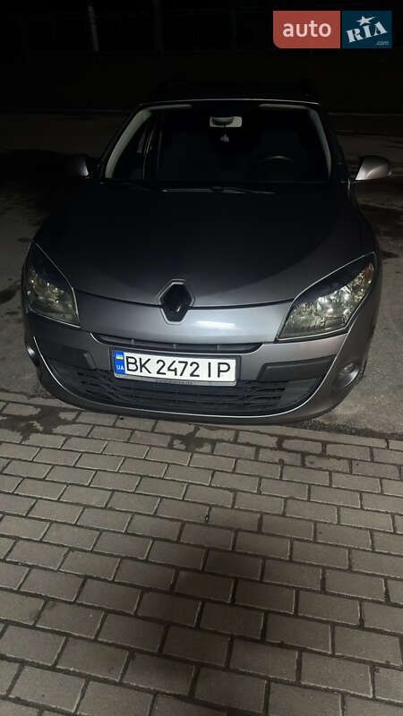 Renault Megane 2010 Renault Megane 2010