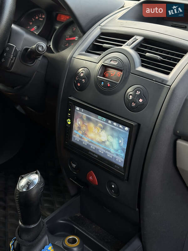 Седан Renault Megane 2005 в Николаеве