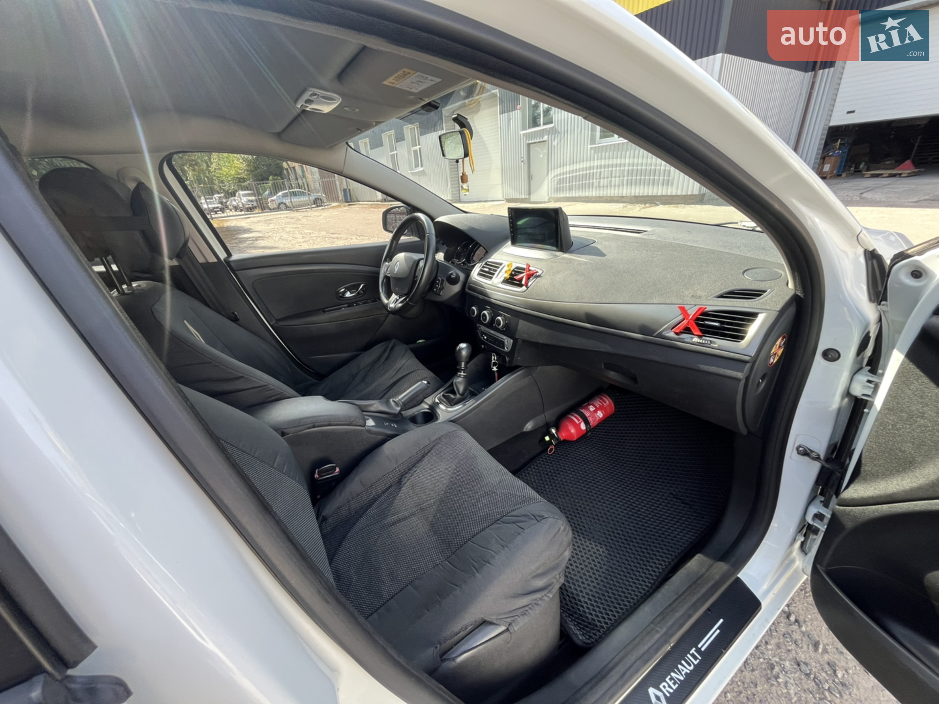 2015 Renault Megane - мініатюра 11