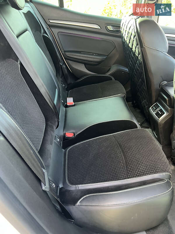 Хэтчбек Renault Megane 2017 в Львове