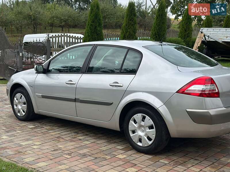 Седан Renault Megane 2007 в Бучаче