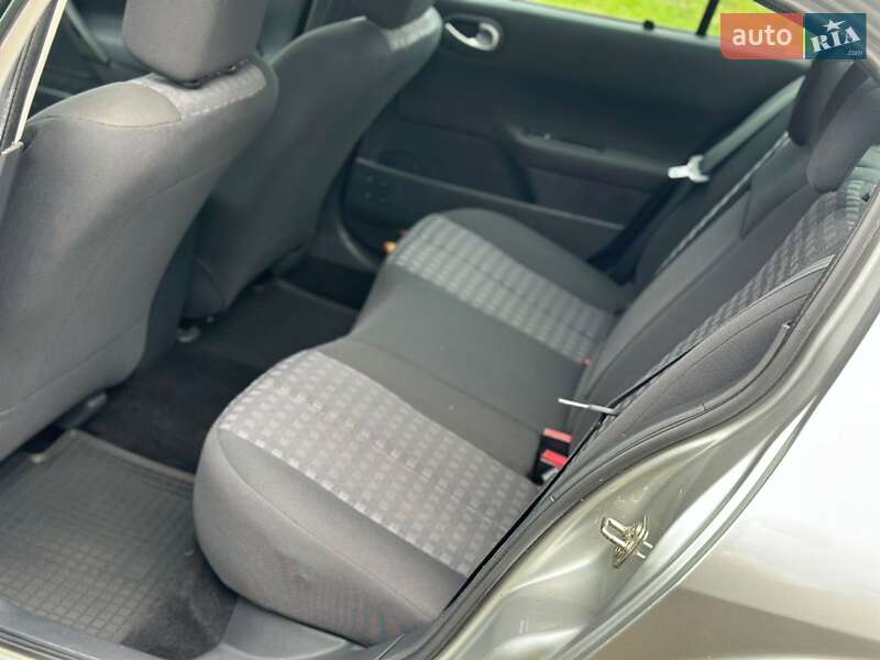 Седан Renault Megane 2007 в Бучаче