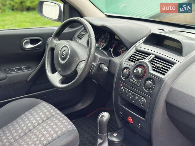 Седан Renault Megane 2007 в Бучаче