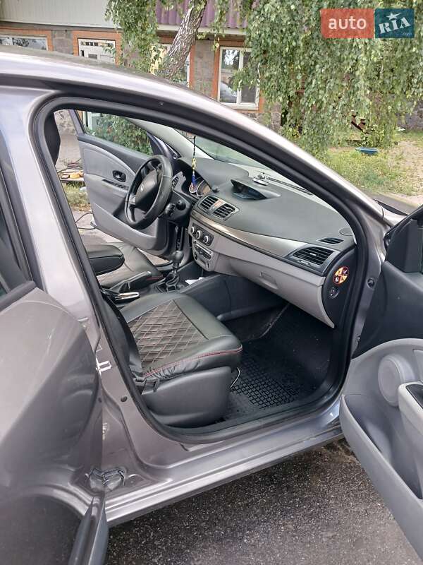 Хетчбек Renault Megane 2009 в Хмільнику