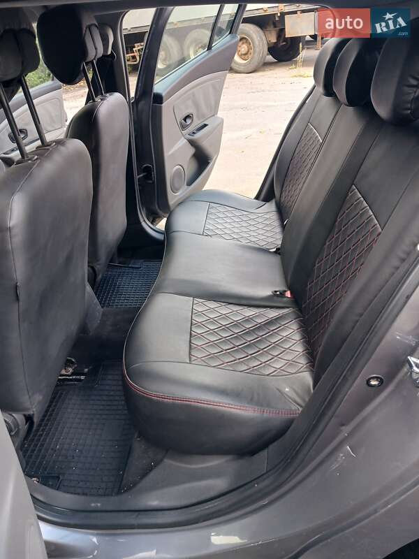 Хетчбек Renault Megane 2009 в Хмільнику