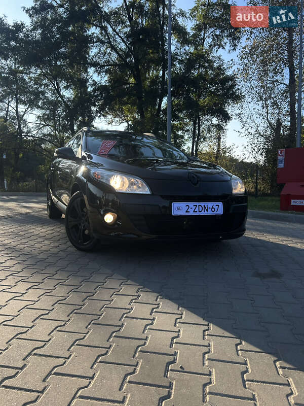 Универсал Renault Megane 2010 в Чернигове