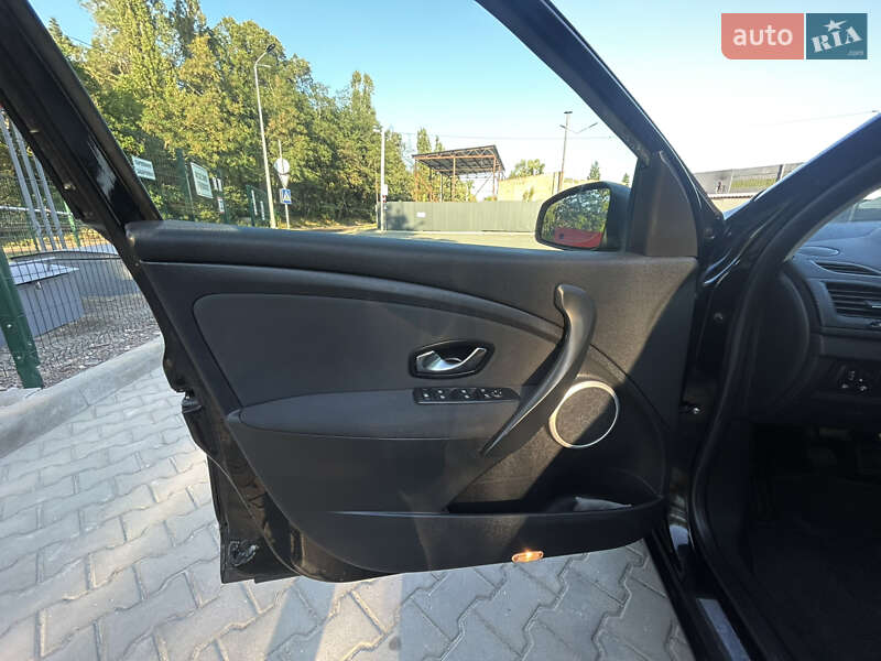 Универсал Renault Megane 2010 в Чернигове