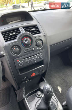 Универсал Renault Megane 2009 в 