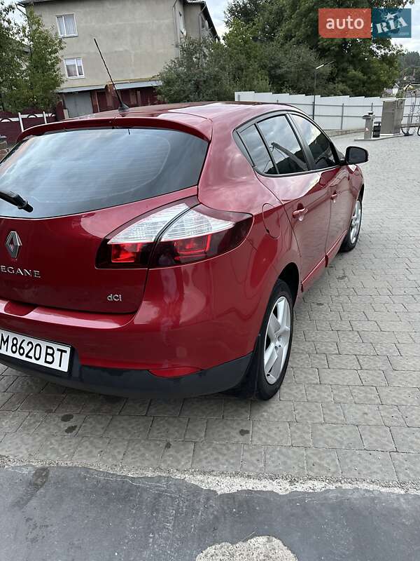 Хэтчбек Renault Megane 2015 в Бучаче фото 5 Хэтчбек Renault Megane 2015 в Бучаче
