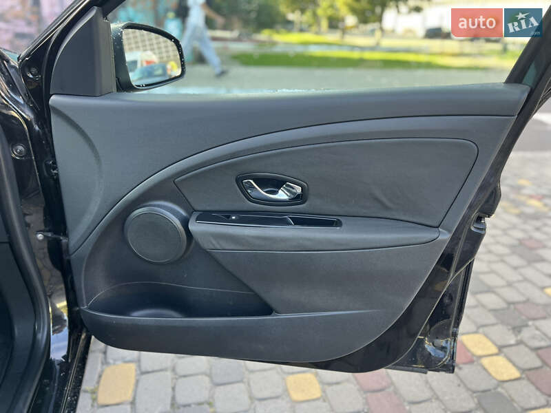 Хетчбек Renault Megane 2012 в Луцьку