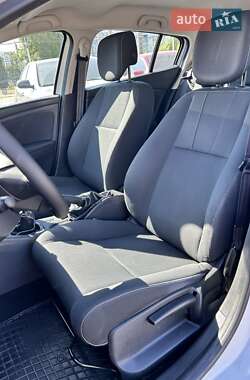 Хэтчбек Renault Megane 2014 в 