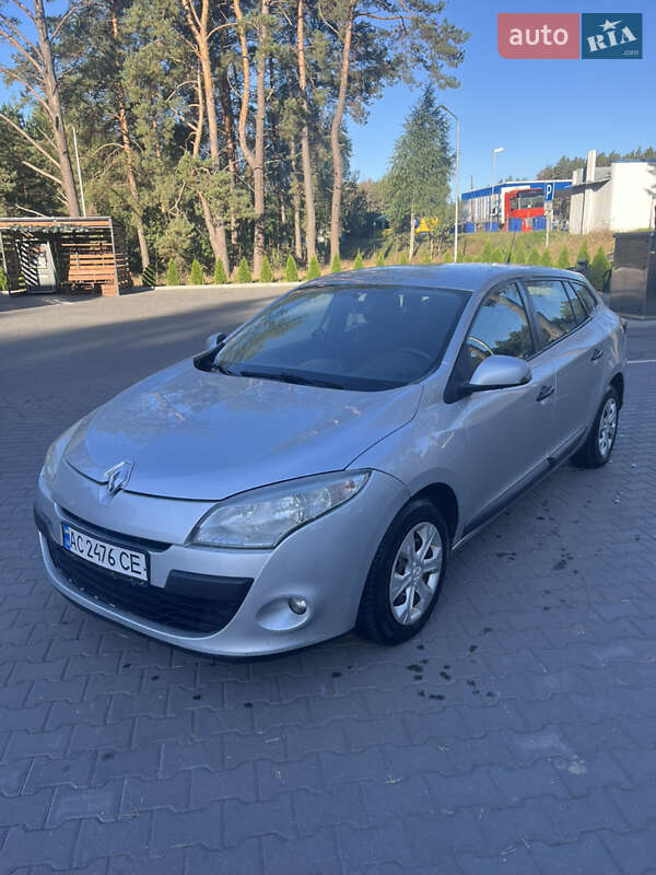 Универсал Renault Megane 2010 в 